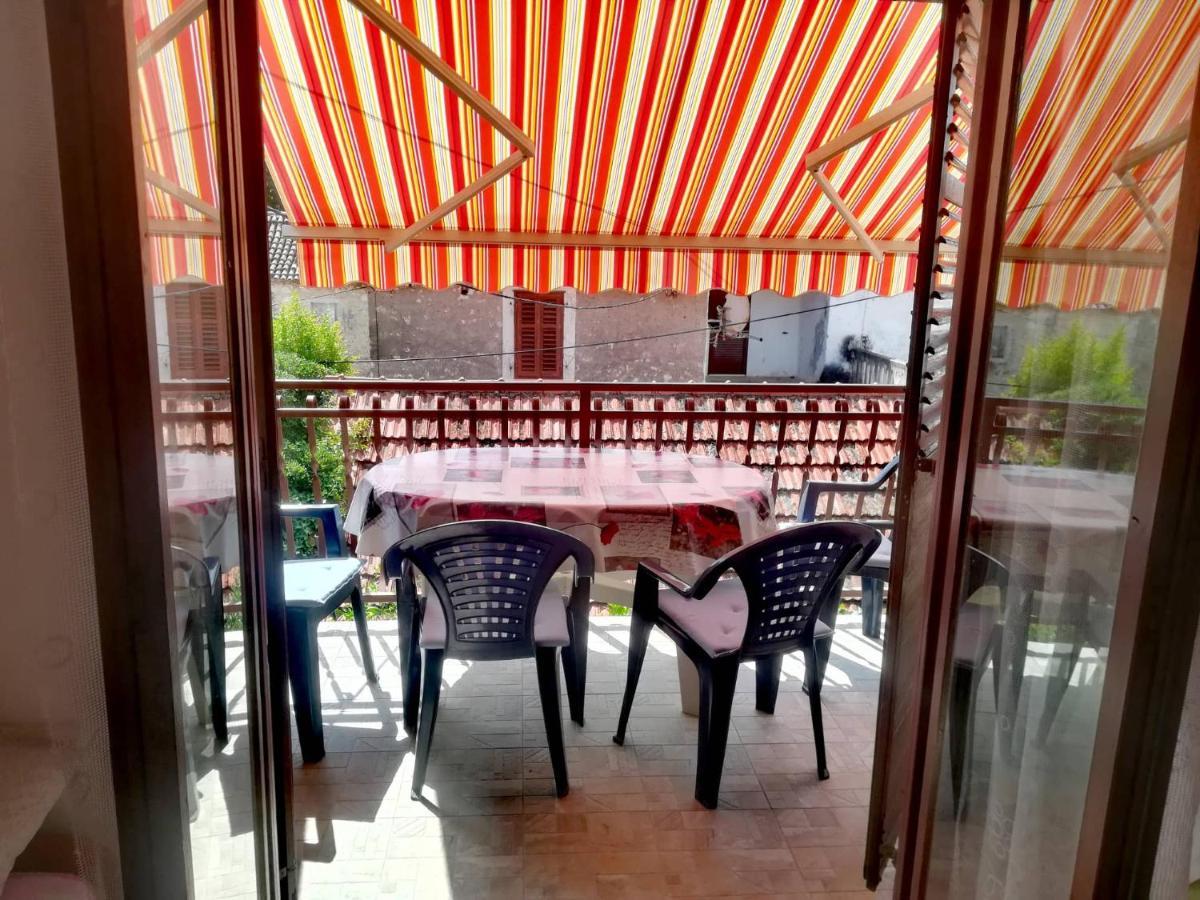 Apartments Martinac Sukosan Luaran gambar